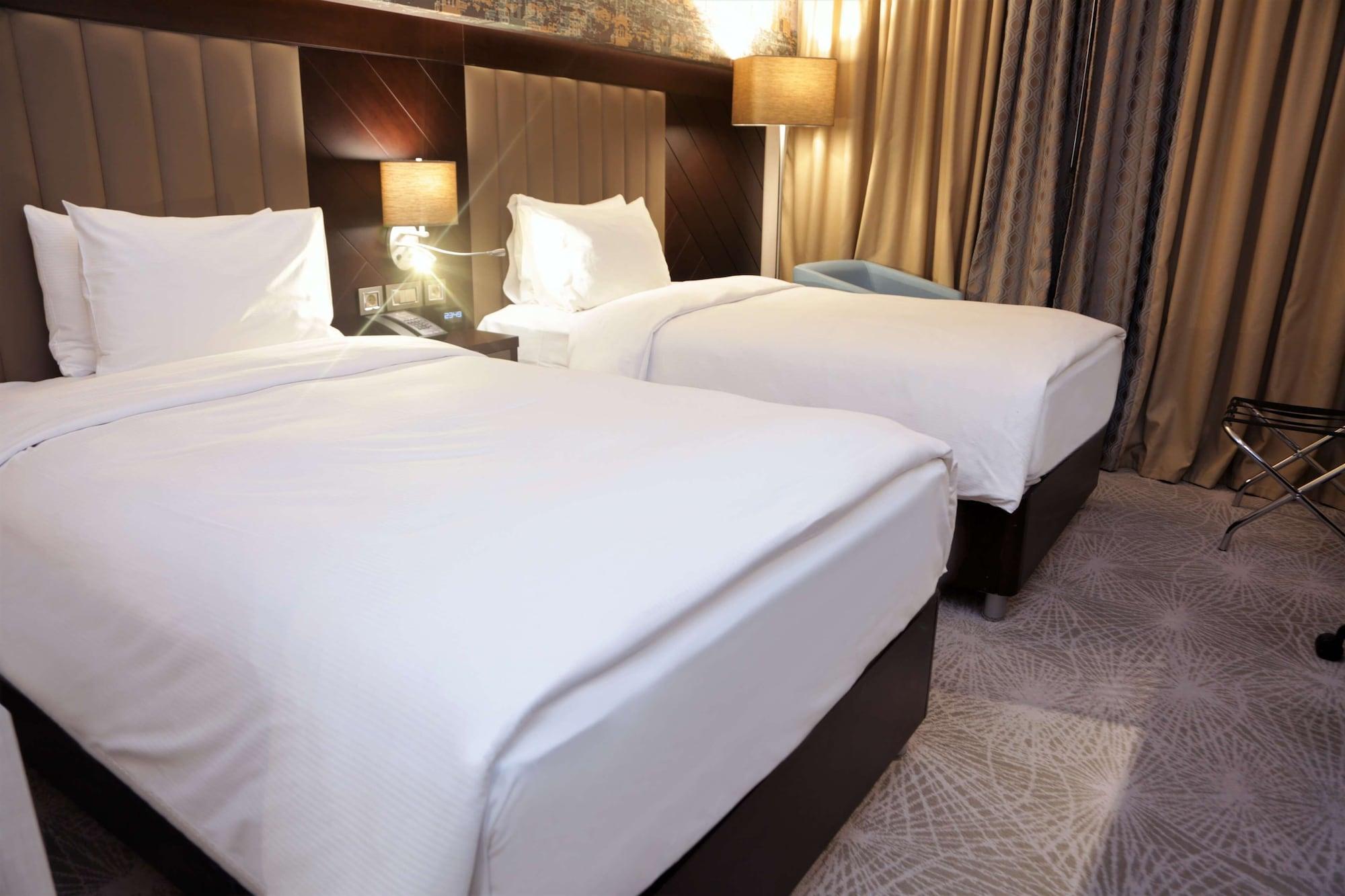 Doubletree By Hilton Istanbul Umraniye Hotel Екстериор снимка A room at the hotel