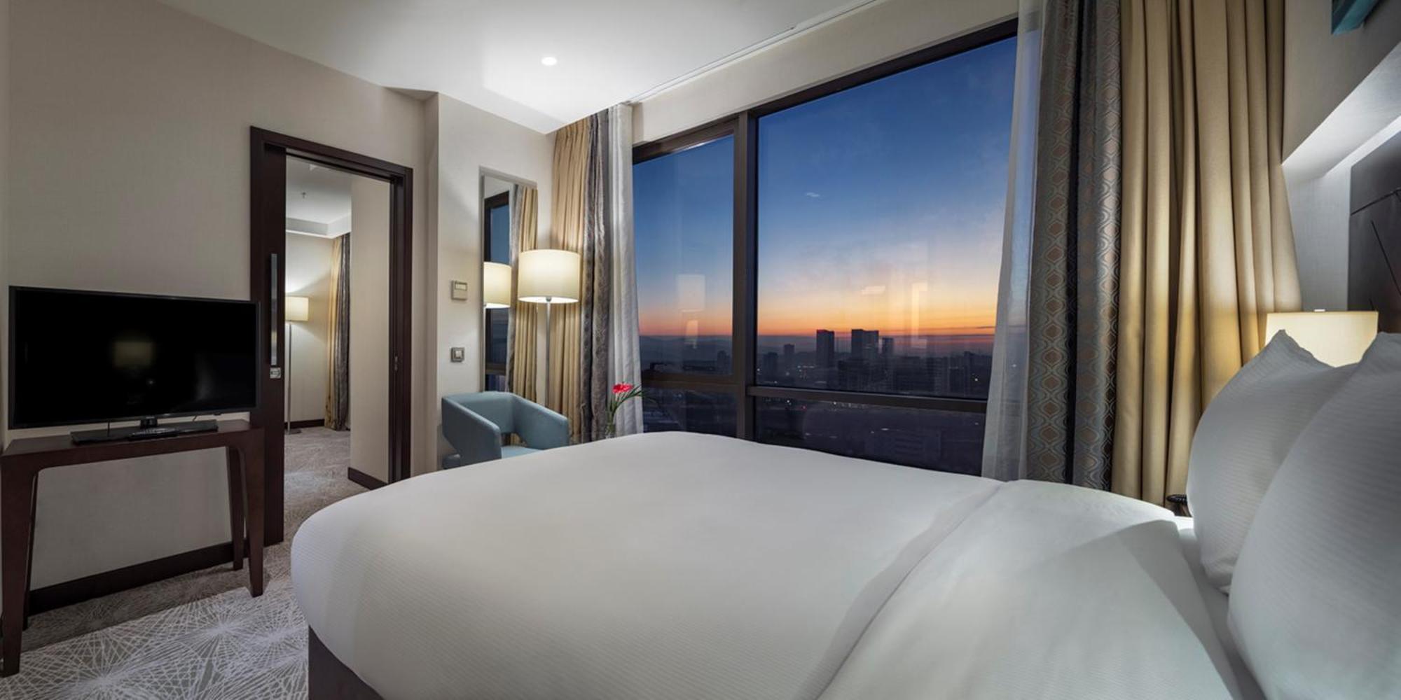 Doubletree By Hilton Istanbul Umraniye Hotel Стая снимка