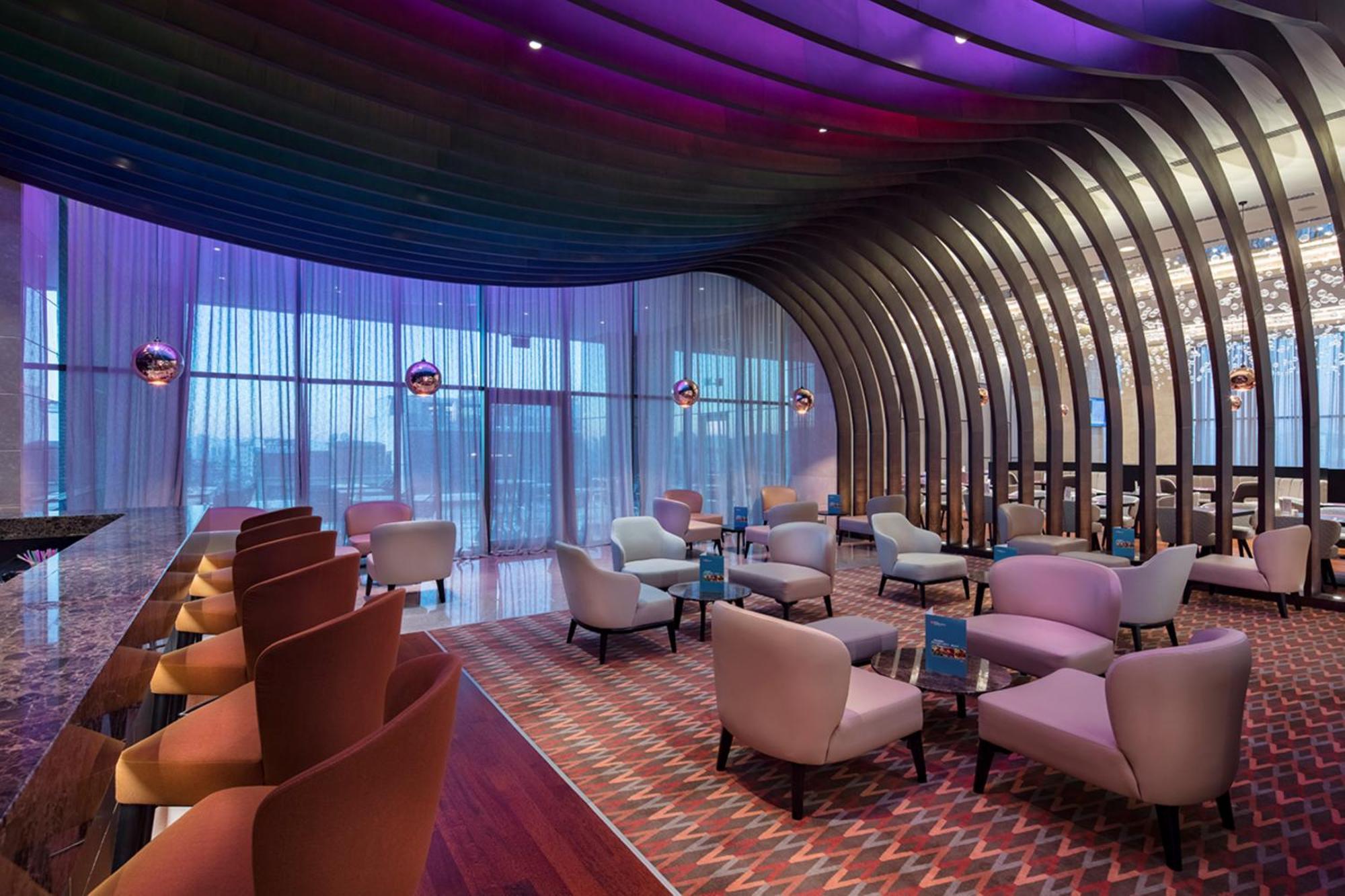 Doubletree By Hilton Istanbul Umraniye Hotel Екстериор снимка The interior of the lounge